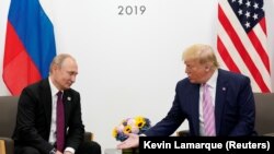 Трамп та Путін зустрілися в Осаці