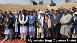 محمد اشرف غنی رئیس جمهور افغانستان در مراسم تهداب گذاری کمپلکس اداری در منطقه دارالامان شهر کابل. July 14 2019