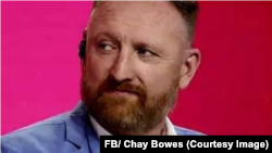 Jurnalistul Chay Bowes căruia i s-a interzis intrarea în România