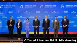 Lideri na samitu sa evropskom komesarko Martom Kos, Skoplje, 1. juli 2025.