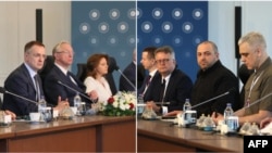 Украинанын жана Орусиянын делегаттары. Стамбул, 2-июнь, 2025-жыл.