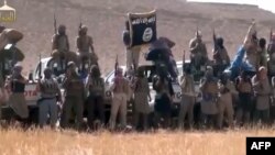 Militanti Ussud Al-Anbara, grupe koja sarađuje sa Islamskom državom Iraka i Levanta, arhiv