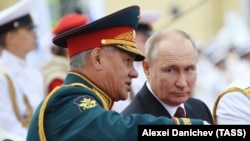 Міністр оборони Росії Сергій Шойгу і президент РФ Володимир Путін