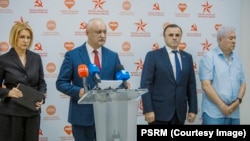 Ex-bașcana Irina Vlah (stânga), alături de ex-președintele Igor Dodon, fostul premier Vasile Tarlev și fostul șef de stat Vladimir Voronin, la conferința de presă din 22 iulie.