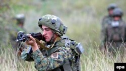 წვრთნები ვაზიანის სამხედრო ბაზაზე