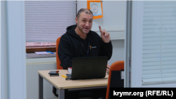 Володимир Притула, головний редактор Крим.Реалії. Київ, офіс Радіо Свобода на Хрещатику, 2019 рік