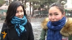 "Ленин ким, билесиңби?"