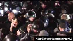 Violence erupted outside the Kyiv court after three men were sentenced to jail terms for allegedly plotting to blow up a Lenin statue in 2011.
