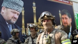 Чеченстандык аскерлер. 