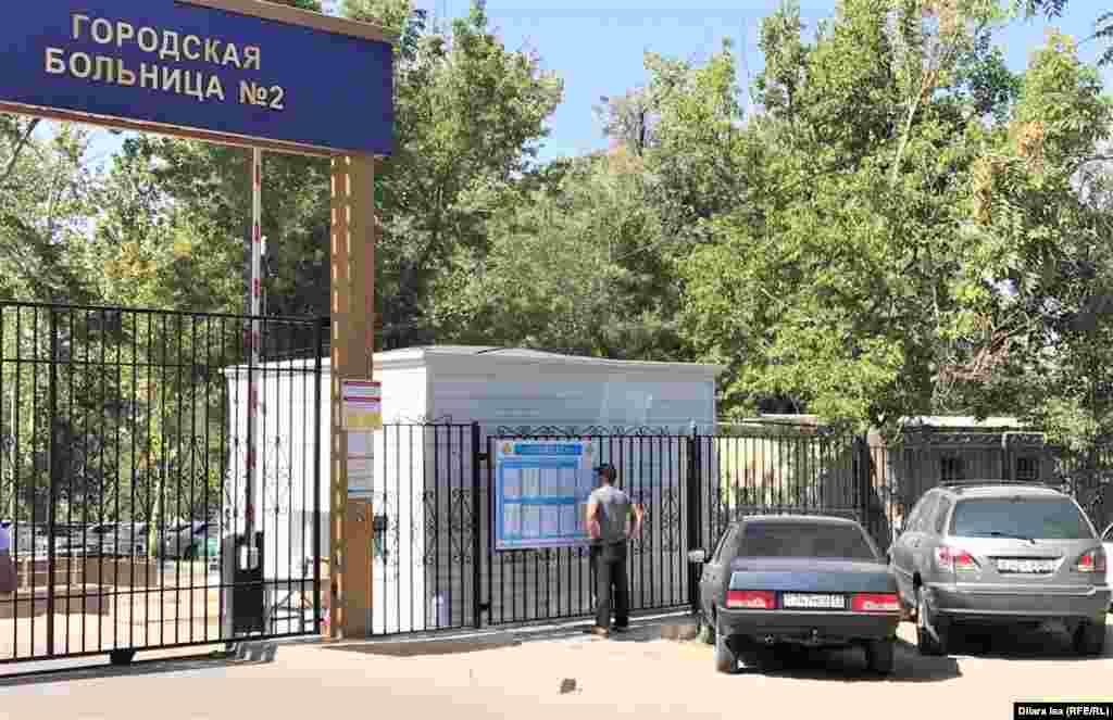 Тізімге қарағанда, 350 орынға шақталған ауруханада қазір одан көп сырқат жатқанға ұқсайды.