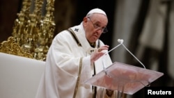 Понтифік закликав світових лідерів до пошуку мирного рішення ситуації навколо України