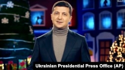 Президент України Володимир Зеленський під час новорічного привітання (кадр із відеозапису). Київ, грудень 2019 рік