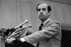 Сенатор Джо Байден, виступ на пресконференції у Вашингтоні 9 жовтня 1979 року