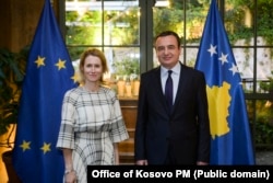 EU foreign policy chief Kaja Kallas (left) meets Kosovar Prime Minister Albin Kurti earlier this month.