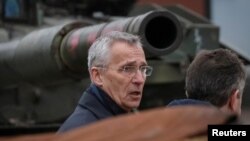 Secretarul general NATO, Jens Stoltenberg, în cadrul unei vizite la Kiev, 20 aprilie 2023