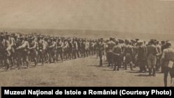 Trupe române în Dobrogea, 1916; sursa: Expoziția Marele Război, 1914-1918, Muzeul Național de Istoie a României