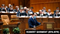 Premierul Florin Cîțu în Parlament, decembrie 2020