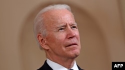 «Ми робимо це не для того, щоб звинуватити, а щоб гарантувати, що це ніколи не повториться», сказав Джо Байден