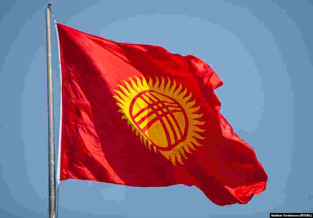 Декларация независимости Кыргызстана принята "легендарным парламентом" 31 августа 1991 года.&nbsp;