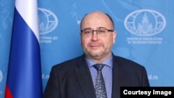 რუსმა დიპლომატმა დმიტრი ტროფიმოვმა დატოვა საქართველოში შვეიცარიის საელჩოში რუსეთის ინტერესების სექციის ხელმძღვანელის თანამდებობა.