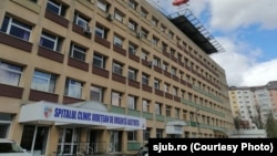 Spitalul Clinic de Urgență Bistrița a fost condamnat recent la plata unor daune de un milion de euro într-un caz de malpraxis. Sentința nu este definitivă. 