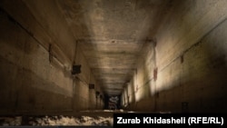 "ტიტანიკის" კორპუსის ლიფტის ღიად დატოვებული შახტი. 14 აპრილი, 2025 წელი