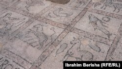 Figura të kafshëve në mozaikun e zbuluar këtë vit.