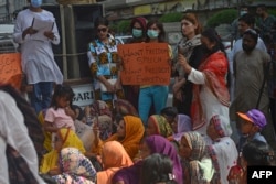 د ۲۰۲۱ز کال د جون پر ۲۶مه په کراچۍ کې فعالانو د ښځو پر وړاندې د جنایتونو پر ضد مظاهره وکړه.