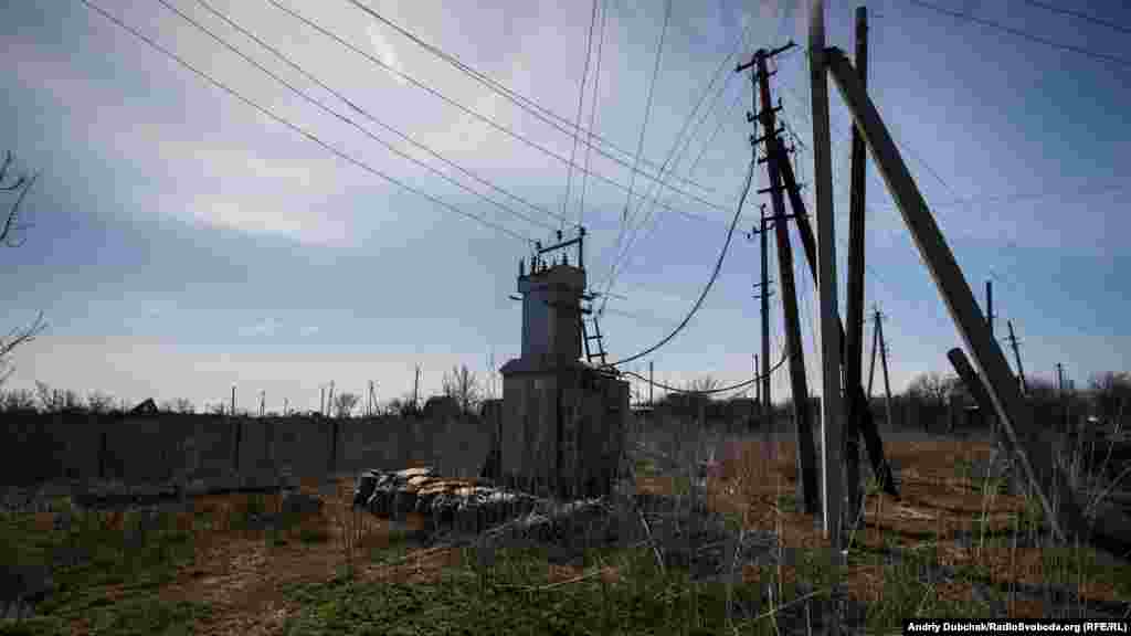 &laquo;Серце Водяного&raquo; &ndash; електрична підстанція, від якої живиться усе село та частково українські військові, яких тут чимало