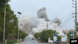 Një sulm ajror izraelit në jug të Libanit më 6 nëntor 2025.