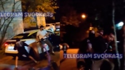 В России подростки избили мигрантов и сняли нападение на видео 