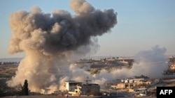 آرشیف، حملات هوایی در سوریه