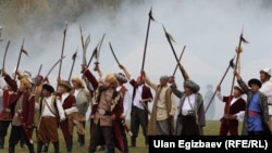 Иллюстрация сүрөт. "Көчмөндөр ааламы" фестивалынан бир көрүнүш. Сентябрь, 2016-жыл. 