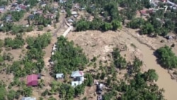 د انډونیشیا سېلابونو کې د وژل شویو شمېر تر ۷۰۰ لوړ شوی دی