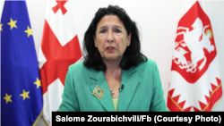 სალომე ზურაბიშვილი კოტე იოსელიანის ბოდიშს ეხმაურება უტა ივანიშვილთან დაკავშირებით.