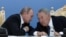 Президент России Владимир Путин и президент Казахстан Нурсултан Назарбаев. Атырау, 20 сентября 2014 года.
