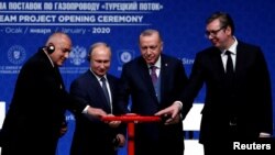 Președinții Erdogan și Putin, alături de premierul bulgar Boyko Borissov și președintele Serbiei, Aleksandar Vucic, la inaugurarea gazoductului TurkStream, Istanbul, 8 ianuarie