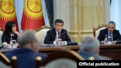 Сооронбай Жээнбеков.