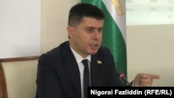 Министр экономического развития и торговли Таджикистана Завки Завкизода. Архивное фото