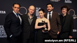 Ֆիլմը գլխավոր մրցանակի է արժանացել նաև 2024-ին Կաննի միջազգային կինոփառատոնում։