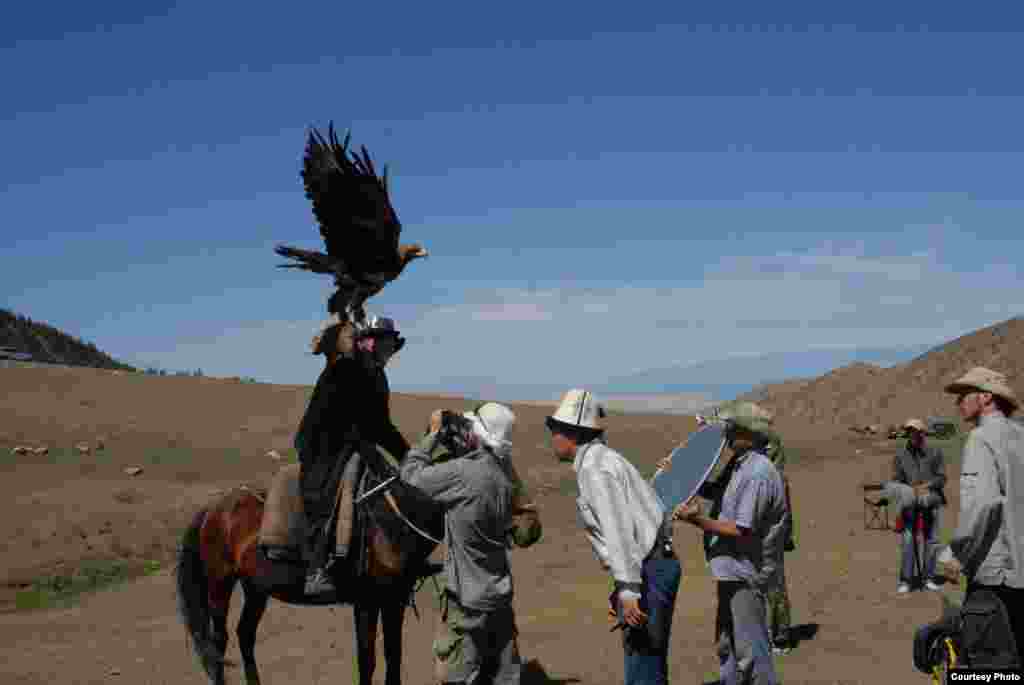 Съемки документального фильма "Рождение Манаса как предчувствие".