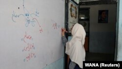 یکی از مکاتب شهر کابل