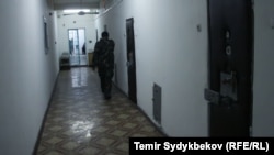 Кыргызстандагы абактардын бири. Иллюстрациялык сүрөт.