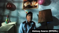 Скриншот кадра из фильма режиссера Адильхана Ержанова «Хозяева».      