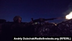 Матрос «Рембо», нічний бій і безпілотники. Фоторепортаж з передової в «секторі М»