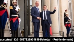 გერმანიის კანცლერი ფრიდრიც მერცი და საფრანგეთის პრეზიდენტი ემანუელ მაკრონი. პარიზი, 7 მაისი, 2025