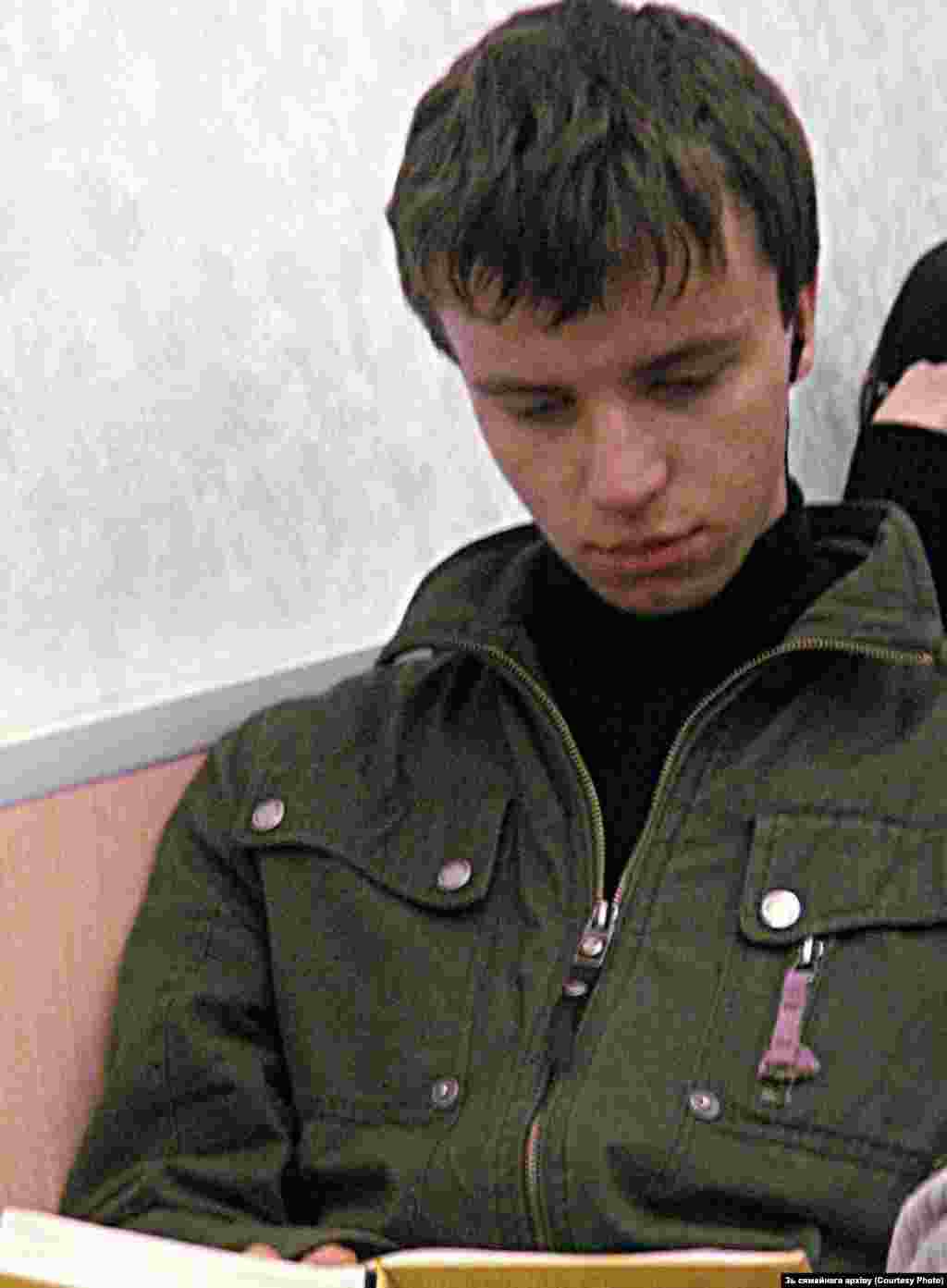 Під час навчання у Мінському державному архітектурно-будівельному коледжі