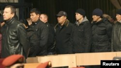 Айыпталуучулар сот залында, 22-ноябрь.