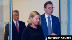 Hašim Tači, Federika Mogerini i Aleksandar Vučić