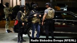 Pripadnici Ministarstva unutrašnjih poslova RS, ispred Administrativnog centra Vlade RS u Istočnom Sarajevu, 23. april, 2025.